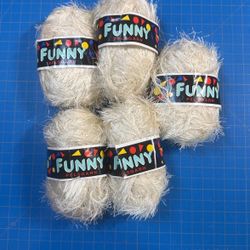 Funny Pelsgarn. Sandnesgarn Yarn