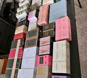 Perfumes/ cologne / fragrance