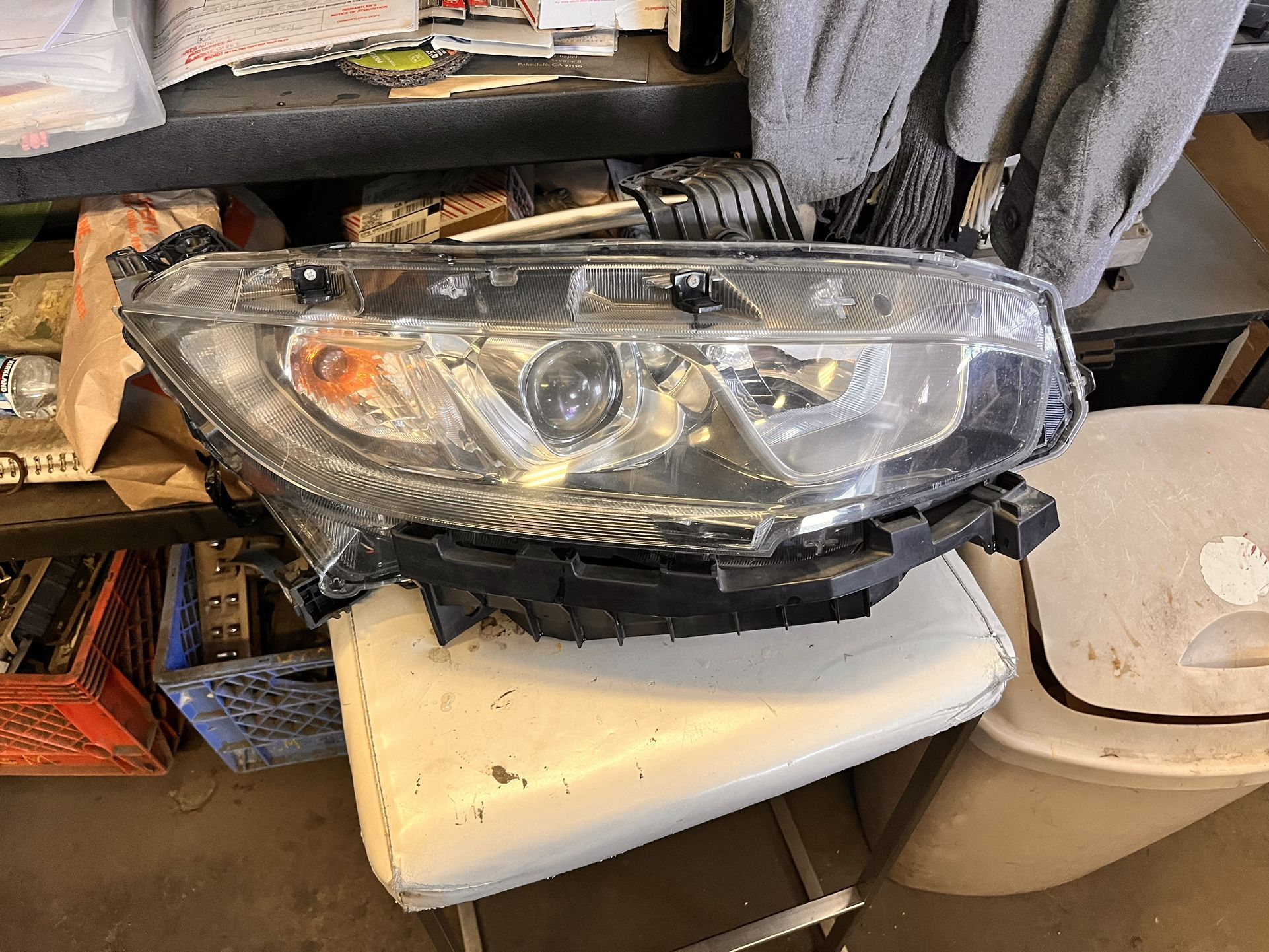 2017 Civic Right Side Headlamp