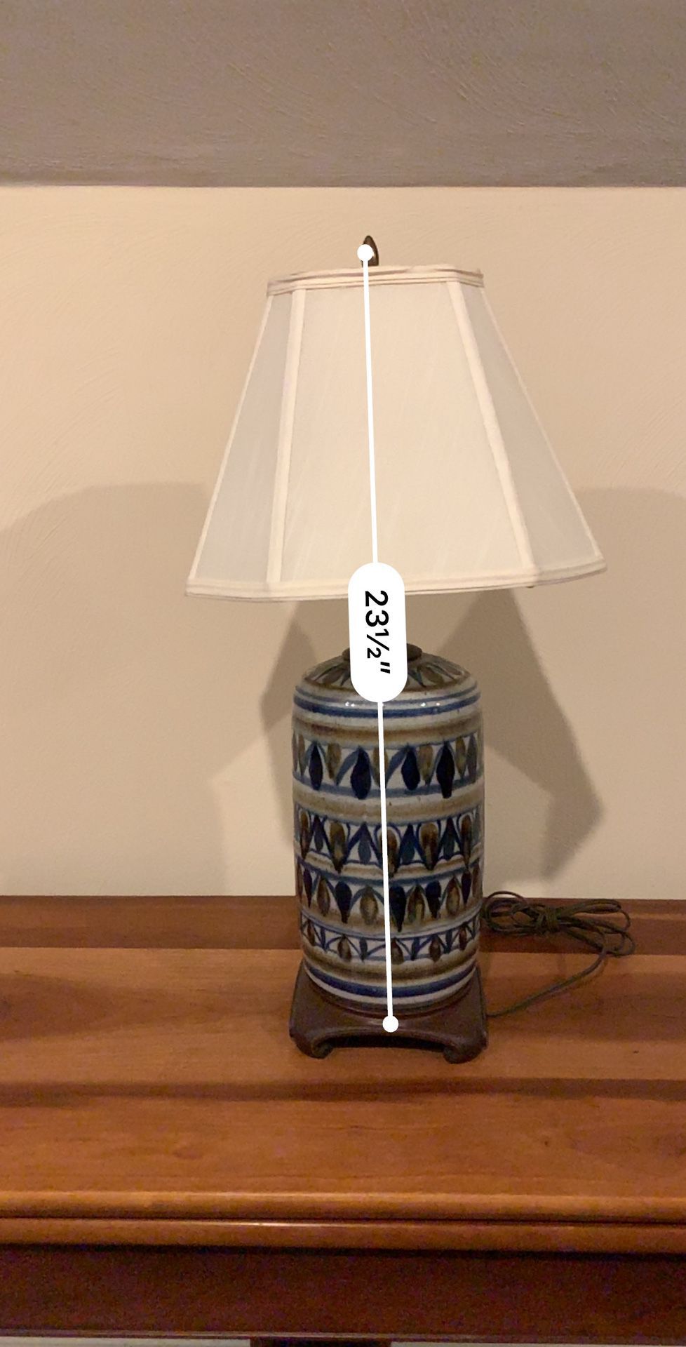 Frank Loyd Wright inspired ceramic lamp