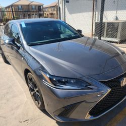 I Sell Windshields/ Vendo Parabrisas