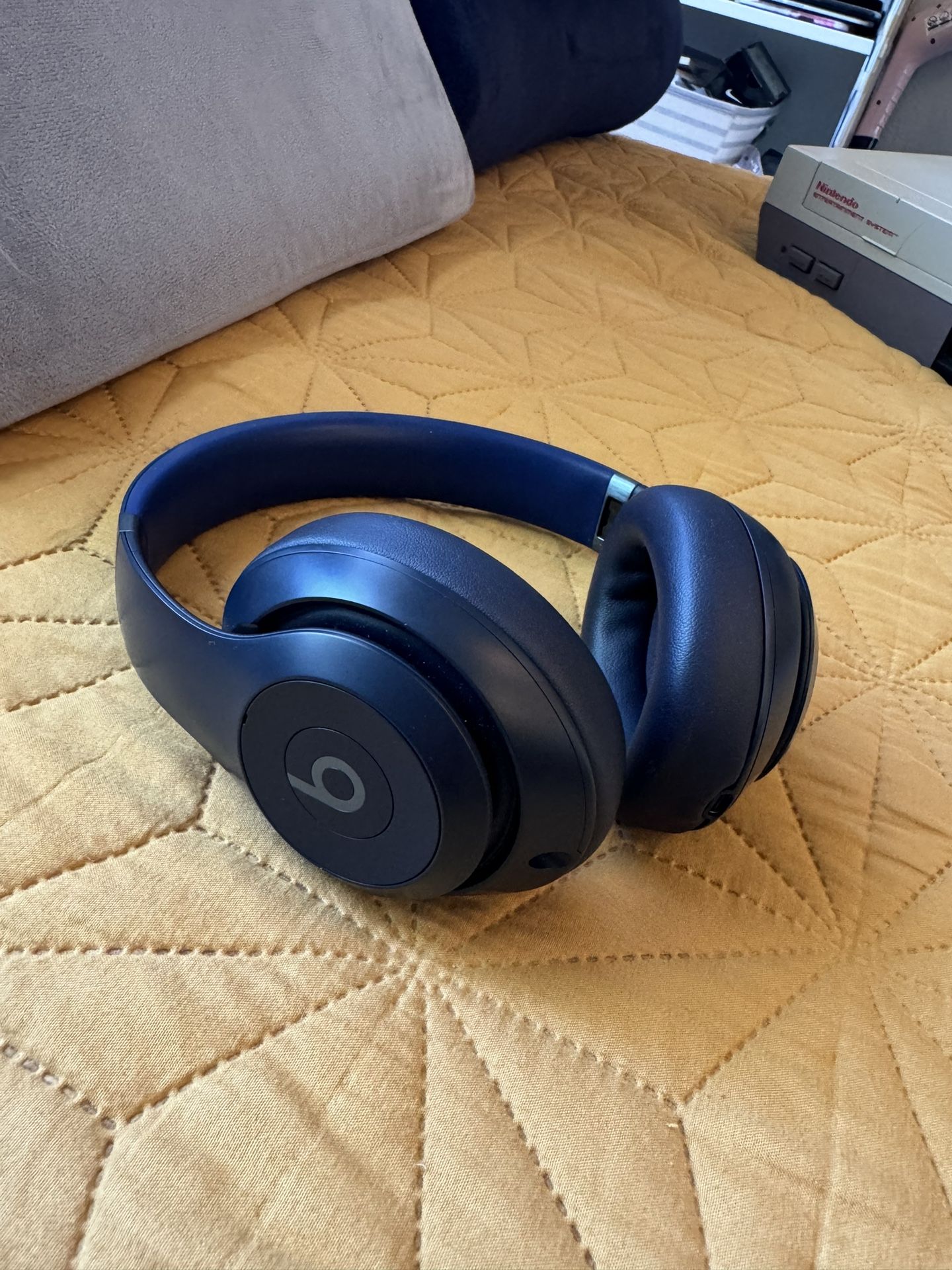 Beats Studio Pro Navy