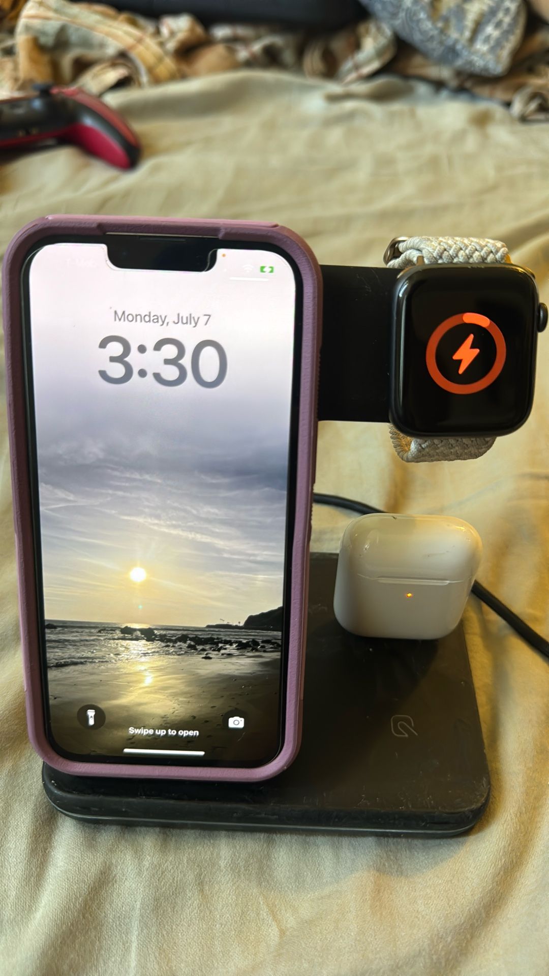 3 in one fast wireless charger (iphone, airpods, apple watch charger)