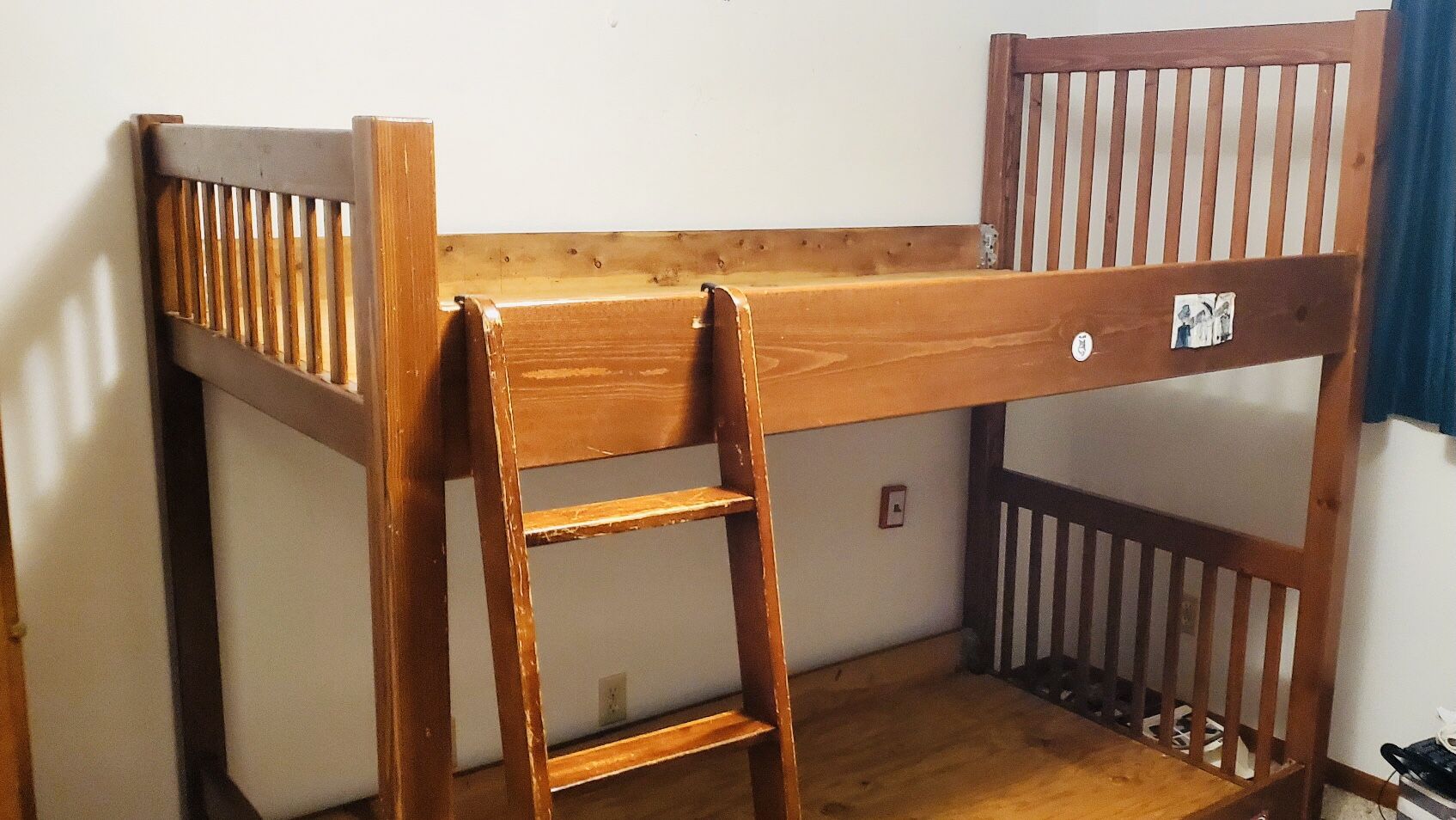 Twin Bunk Bed