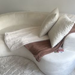 Fluffy White Cloud Couch 