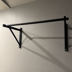 Rogue Pull Up Bar