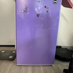 Mini Refrigerator in Purple without Freezer