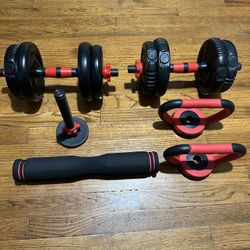 4-in-1 Adjustable Weight Dumbbell Set