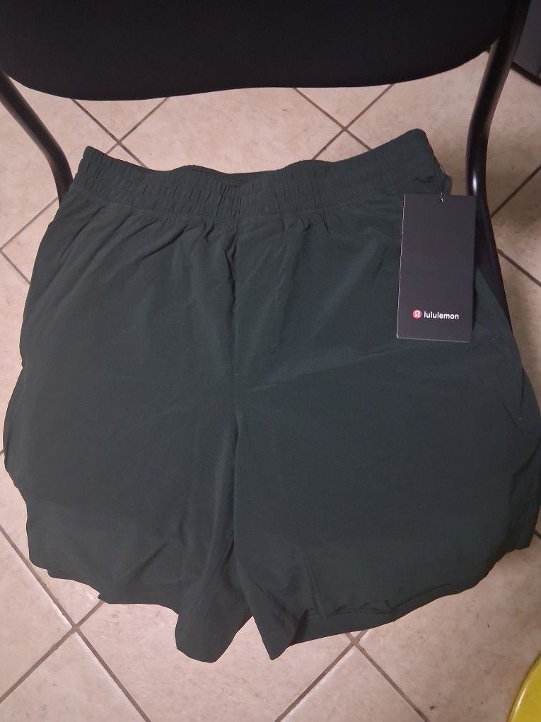 LULU LEMONS Pace Breaker Lined Shorts 7"