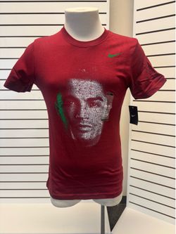 Nike Ronaldo t shirt - burgundy- size small