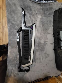 Roland AX-Edge keytar synthesizer keyboard