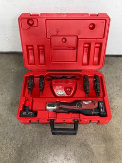 Milwaukee Pro Press
M 12. 1/2 to 1-1/4 press