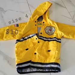Boys Jackets And Hoodies Size 4 And 5