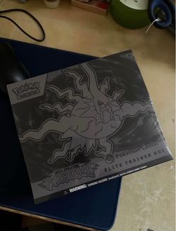Pitch Black Pokemon Center ETB