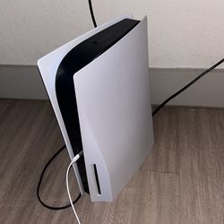 PLAYSTATION 5 