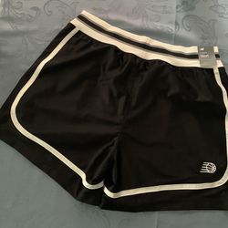 Black / White - New Balance Shorts 