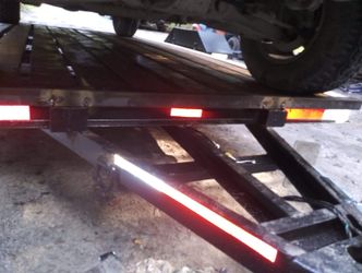 Well built small car SUV and truck hauler utility trailer