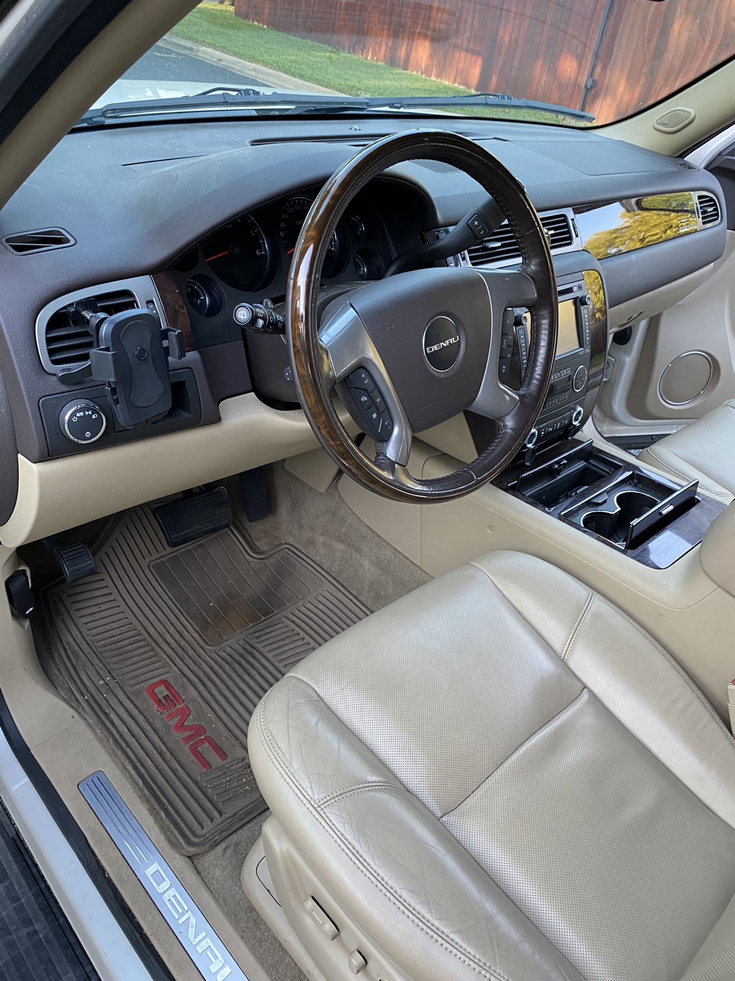 2013 GMC Yukon Denali