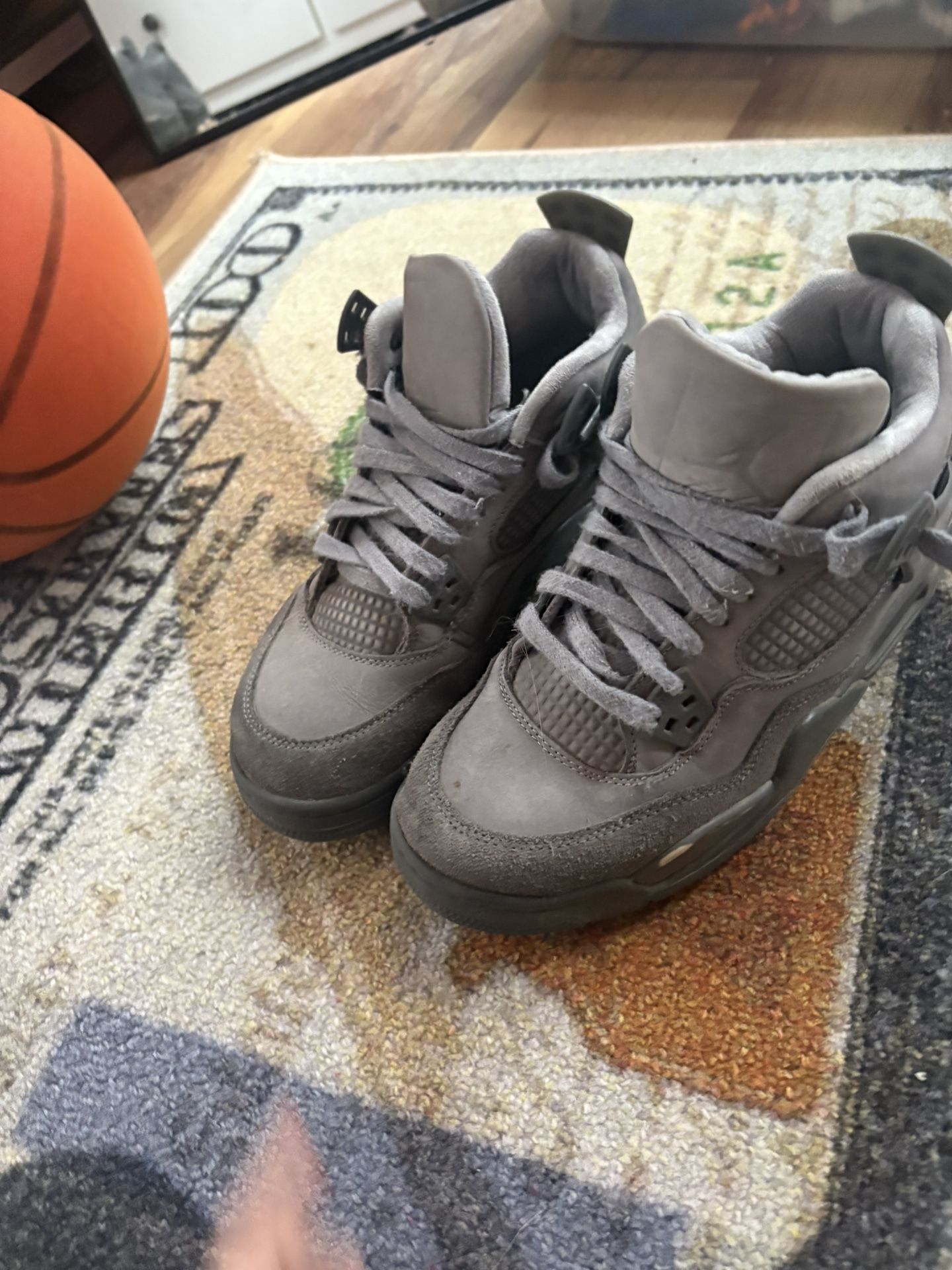 Size 6 Jordan 4 Wet Cements