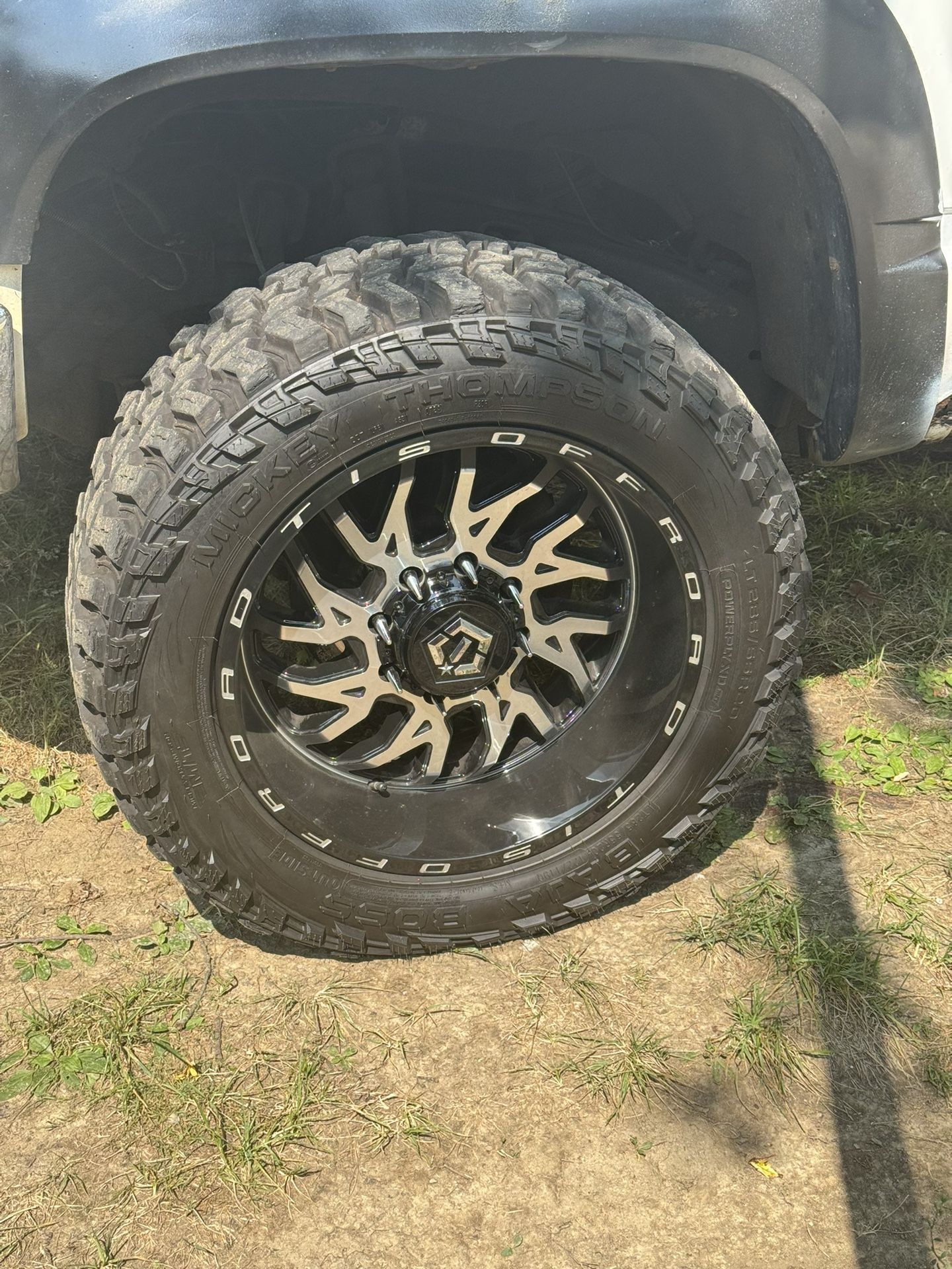 Mickey Thompsons On Tis Rims