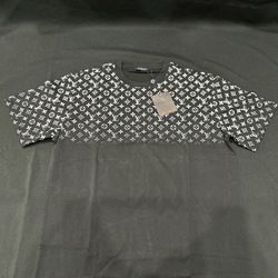 Louis Vuitton Mens T-Shirt  
 Size LARGE ✅ Fit