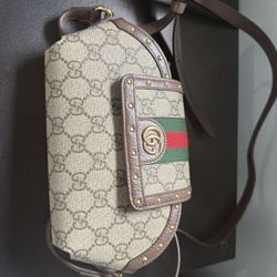Gucci handbag