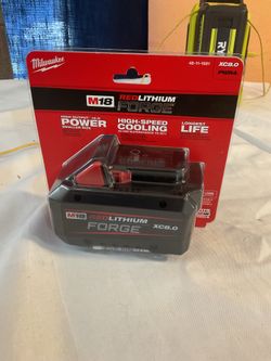 Milwaukee m 18 forge battery 8.0