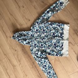 BAPE Zip up Hoodie ( Baby Milo)