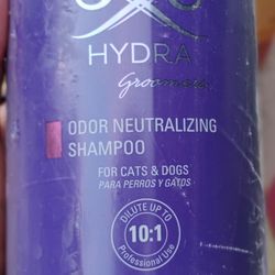 Hydra  Groomers Shampoo Cats)Dogs