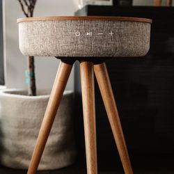 ENZO Bluetooth Speaker/charging Coffee Table 