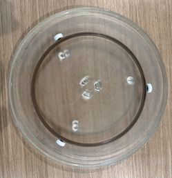 Microwave glass turntable plate (13-3/4” diameter) and roller ring.