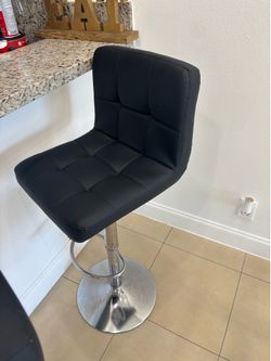 MUST GO 2 Modern Adjustable Black Bar Stools – Like New Condition