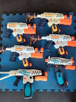 $50 Firm, Yes It's Available, Nerf Super soaker Mag Fed Water Blaster Lot, All Only, 4 Tornado Strike, 1 Switch Shot, 1 Arctic Shock, All Work