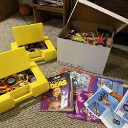 Huge Lot Of Knex - 25 Pounds 