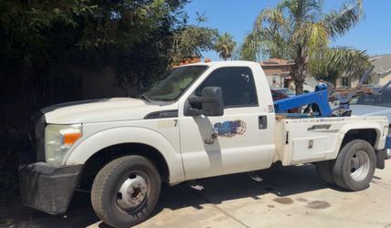 2012 Ford 350 towtruck wheel lift