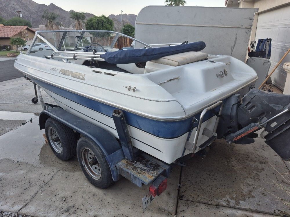 Boat 17 Foot Reinell