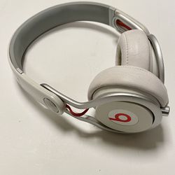 $20 Beats by Dr. Dre  Mixr - White Headphones 