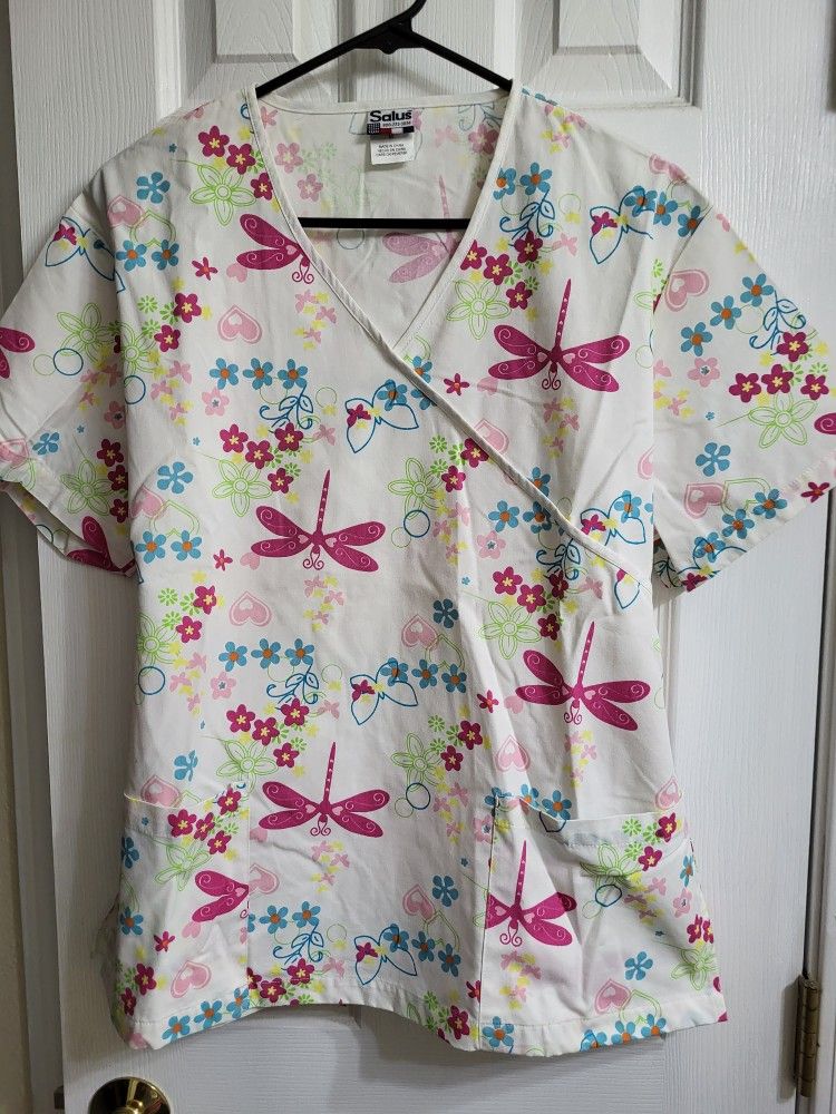 Like New Dragonfly Scrub Top Size Med