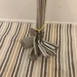 Golf Iron Set ( 7 Clubs )