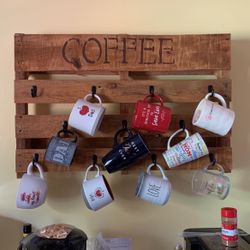Coffee Mug/cup Holder - Pallet Decor
