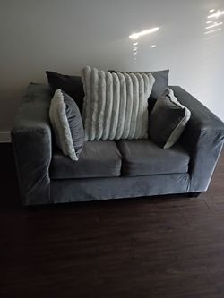 Loveseat- - Gray- Like New- Pickup only