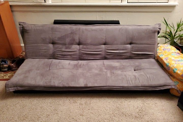 Floor couch