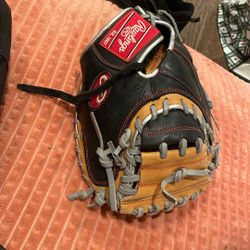 Rawlings R9 Catchers Mitt
