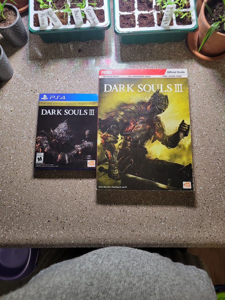 Dark Souls III: Day 1 Edition & Companion Book