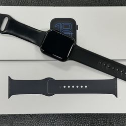 Apple Watch SE (newest Gen) 44MM