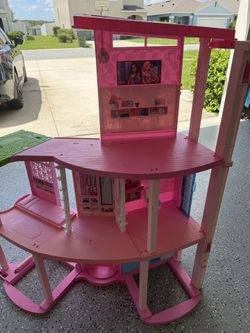 Barbie House