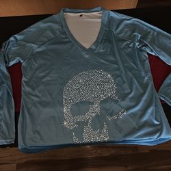 Polyester skull top