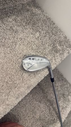 Open to offers Callaway JAWS RAW 60° Wedge Steel Shaft Dynamic Gold Spinner Stiff Right-Handed