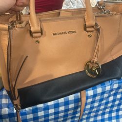 Michael Kors Bag 