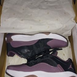 Womens Jordan 11 Low